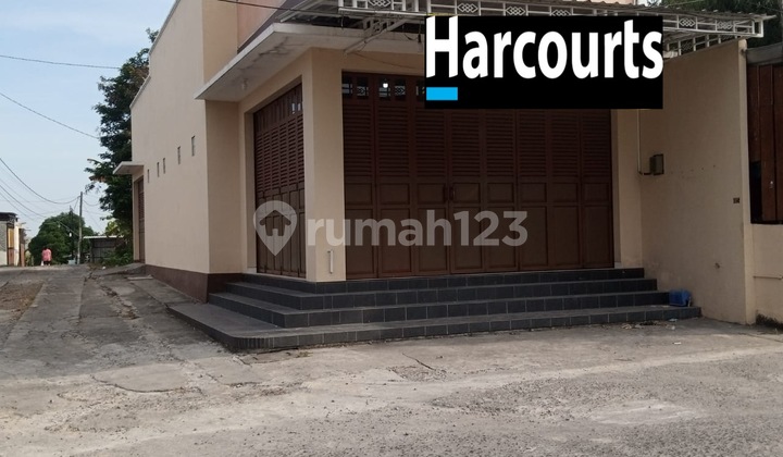 Good Ready-to-Use Shop House in Plesungan, Solo 1
