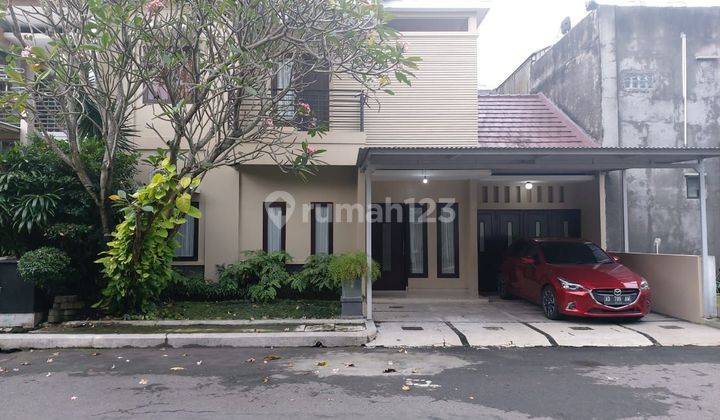 Rumah Bagus 2 Lantai Full Furnished Siap Huni Di Cluster Elite 1