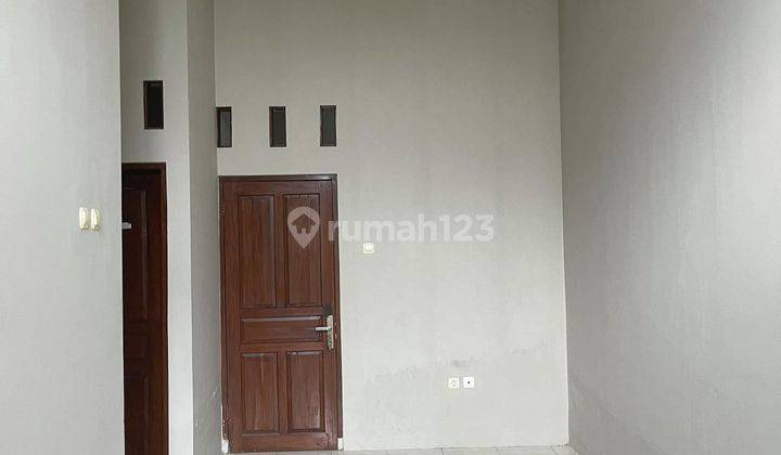 Rumah Siap Huni Tengah Kota Dekat Rumah Pak Jokowi 2