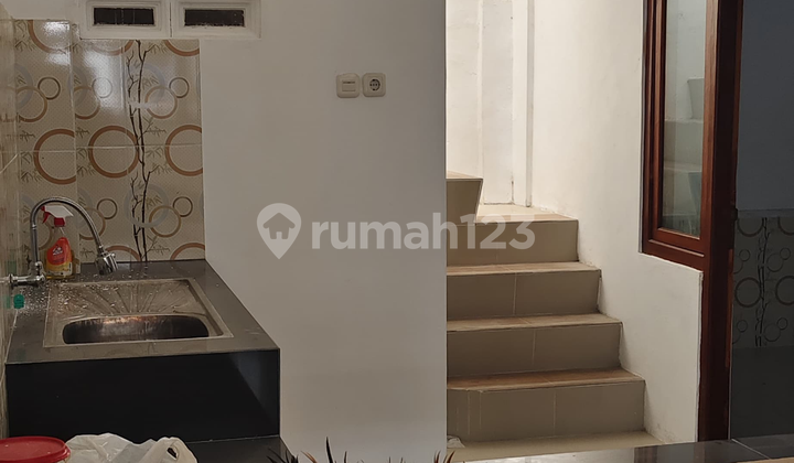 Rumah 1,5 Lantai Habis Renov Seperti Baru Di Cluster Di Salah Satu Lokasi Premium Di Mojosongo, Solo 2