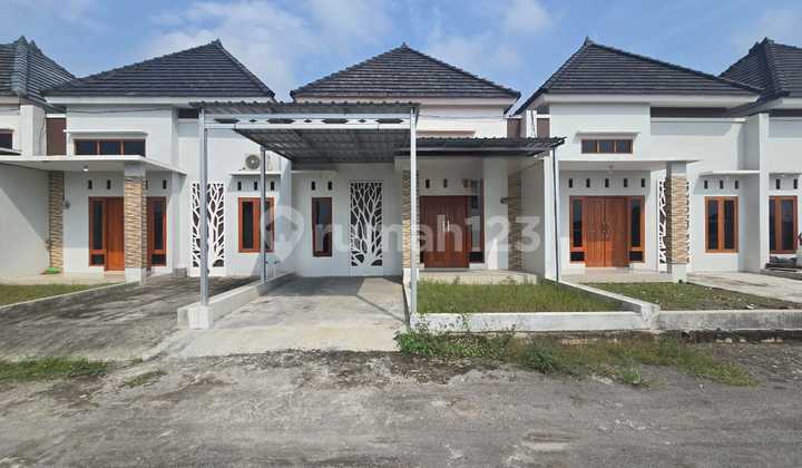 Affordable New Houses Near Solo Baru 2
