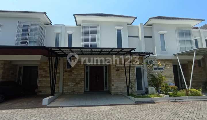 Rumah 2 Lantai Bagus Baru Gress Strategis Siap Huni Di Cluster Elit Di Kartasura, Solo