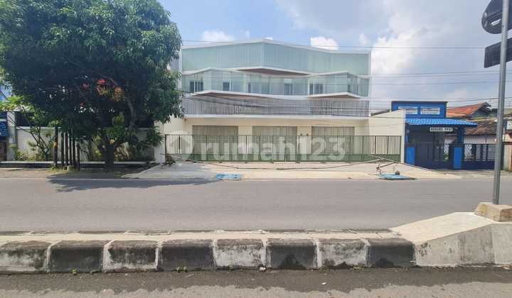 New Strategic 2-Story Shop House Near Hotel Alila, Slamet Riyadi, Jajar, Solo New Strategic 2-Story Shop House Near Hotel Alila, Slamet Riyadi, Jajar, Solo