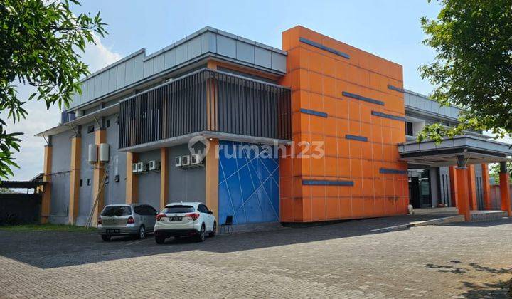 Ruang Usaha Strategis Dekat Pintu Tol Kartasura 1