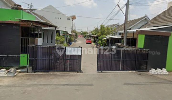 Rumah Bagus 1½ Lantai Dengan Perabotan Di Cluster Di Bolon, Colomadu 2