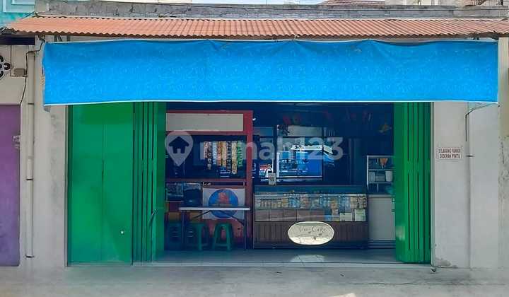 Ruang Usaha / Toko Strategis Di Gajahan Solo Depan Sekolah Bonafide