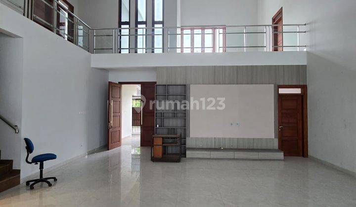 Rumah Mewah Konsep Modern Minimalis Di Cluster Elite Solo Baru 2