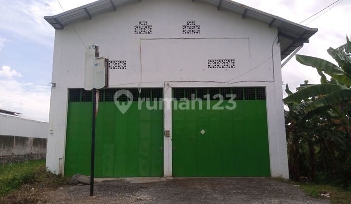 Good Warehouse Strategically Located Near Solo Baru in Grogol, Solo Good Warehouse Strategically Located Near Solo Baru in Grogol, Solo