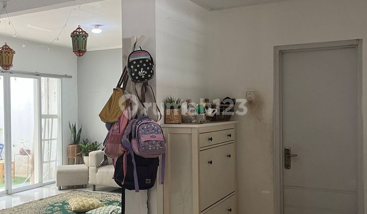 Rumah 2 lantai dekat ke stasiun di Bintaro