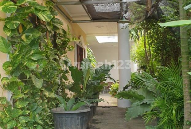 Rumah Keren Dekat Stasiun Bintaro Jaya 2