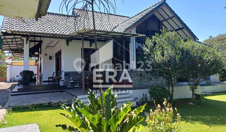 Jual Rumah keren halaman luas di Bogor..