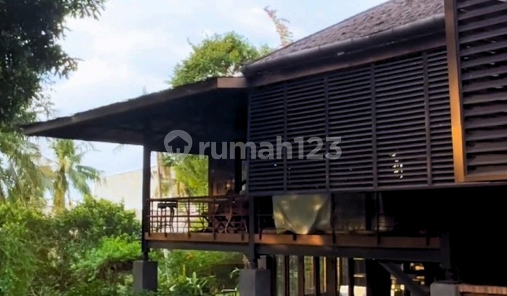 Antique House in Jagakarsa, South Jakarta 2