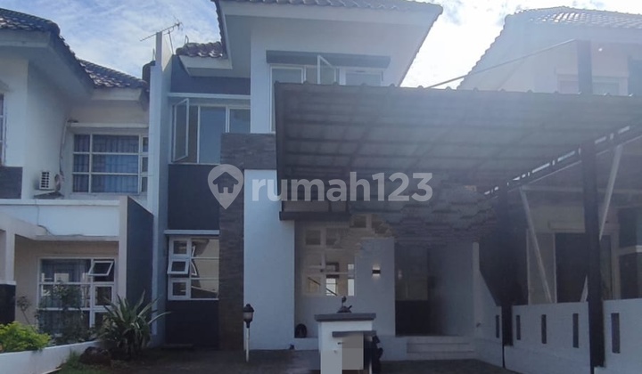 Dijual Rumah 2 Lantai Dekat Akses Toll Nagrak 