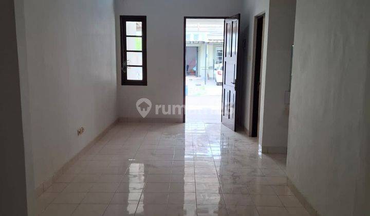 Dijual Rumah Dekat Pergudangan Compark Kota Wisata 2