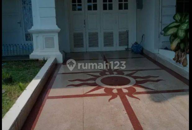 Dijual rumah 2 lantai asri dalam cluster legenda wisata 2