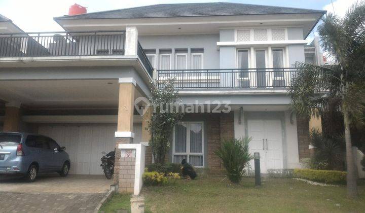 Dijual rumah posisi depan taman cluster dekat Mall Living world 1