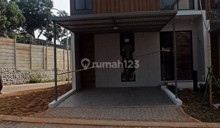 Dijual Rumah 3 Lantai Siap Huni Dalam Cluster Baru Kota Wisata 1