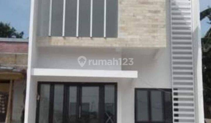 Dijual rumah 2 lantai Santorini Residenr dibojong kulur 1