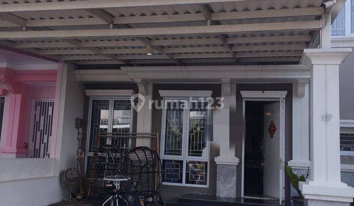 Dijual rumah 2lantai  belakang starbucks Kota wisata 2