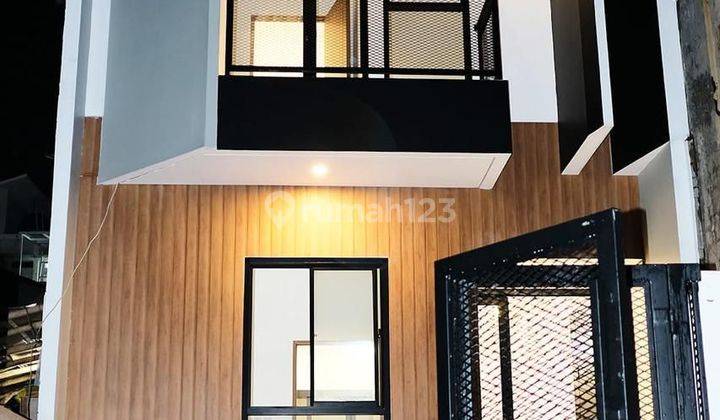 Dijual rumah 2 lantai bagus siap huni dekat plaza Cibubur  1