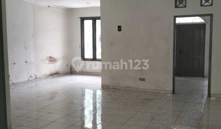 Dijual Rumah Puri Sriwedari Dekat Akses Toll Cibibur 2