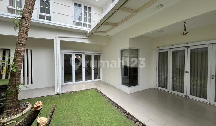 House for Sale Ready to Live In Near Transmart Mall Cibubur 2