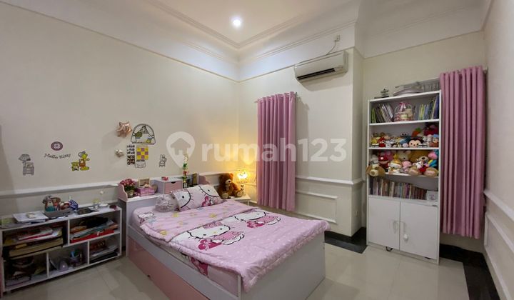 Dinual Rumah Mewah Komplek Perumahan Legenda Wisata 2