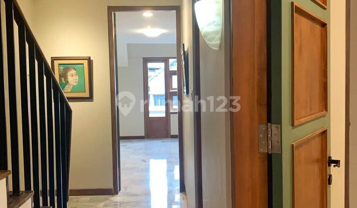 Rumah New Natural Tropis Design Modern Style di Rawamangun Jakti 2