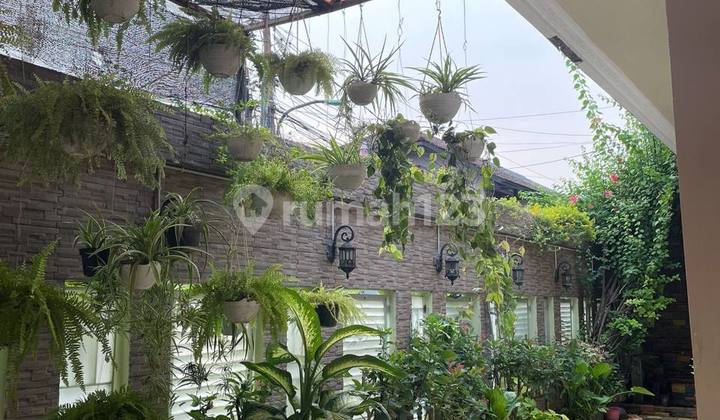 Sturdy House in Kalimalang, East Jakarta, Modern Design, Spacious Land. Sturdy House in Kalimalang, East Jakarta, Modern Design, Spacious Land.