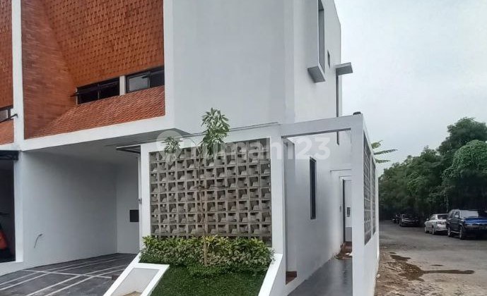 New House in Kalimalang Teracota, Strategic Location Near Al Azhar