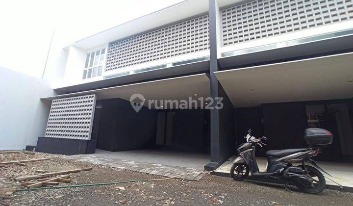 Rumah baru Exclusive dlm Cluster di Caman dekat bbrp pintu Tol 2