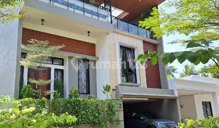 Rumah Mewah 3 LT di Jatimakmur Kokoh Dlm Townhouse Elite
