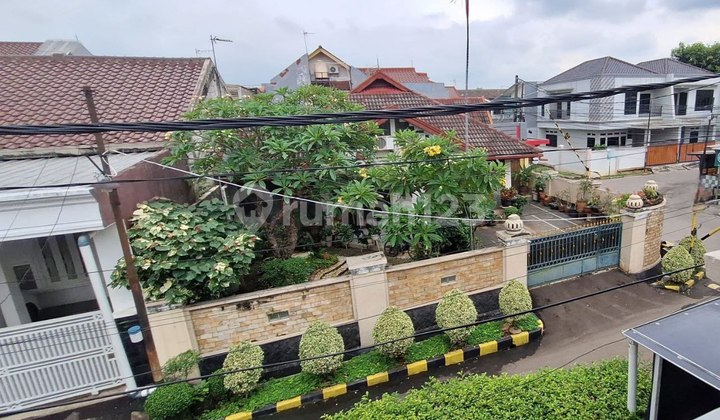 Rumah Bagus Di Jatiwaringin Asri Dlm Perumahan Rumah Bagus Di Jatiwaringin Asri Dlm Perumahan