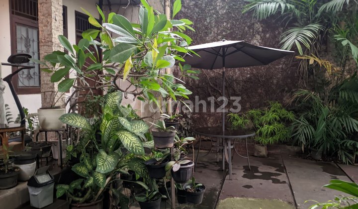 Rumah Bisa Untuk Cafe Atau Kantor Di Pondok Kelapa Jakarta Timur  2