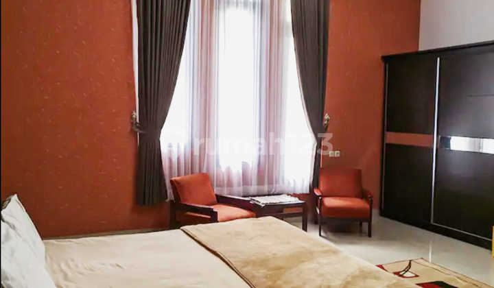 Disewa Rumah SHM 2 Lantai Bagus 8