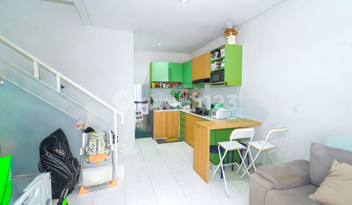 2-Story House with SHM, 6 Minutes to Paradise Walk Mall Serpong, Assisted with J-30859 KPR