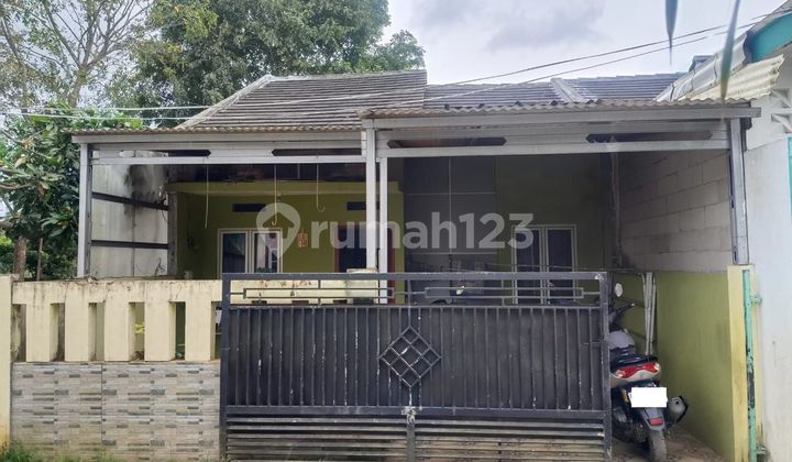 SHM House 8 Minutes to Tigaraksa Regional Hospital, Move-in Ready, Assisted with KPR J-43838