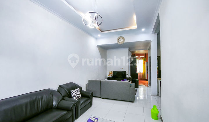 Rumah 2 Lantai SHM 15 Menit ke Terminal Cibinong Hadap Utara J39341 2