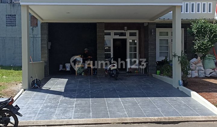 Spacious House with 2 Carports, 7 Minutes to Eka Hospital Cibubur, Eligible for Mortgage J27825