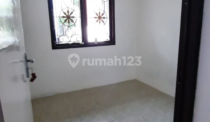 Rumah 8 menit ke Mall Paradise Walk Serpong Hadap Timur Dibantu KPR J35288 2