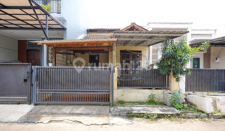 Rumah 2 Lt Strategis 10 Menit ke Mall Cinere Bellevue Dibantu KPR J27370 Rumah 2 Lt Strategis 10 Menit ke Mall Cinere Bellevue Dibantu KPR J27370