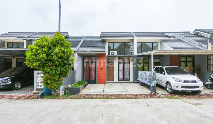 Rumah Siap Huni dekat Mall Paradise Walk Serpong Dibantu KPR J-33878 Rumah Siap Huni dekat Mall Paradise Walk Serpong Dibantu KPR J-33878