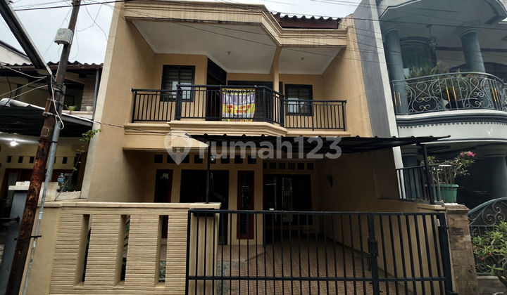 Rumah 2 Lt SHM Dekat Lagoon Avenue Mall Bekasi Dibantu KPR J-38072 Rumah 2 Lt SHM Dekat Lagoon Avenue Mall Bekasi Dibantu KPR J-38072