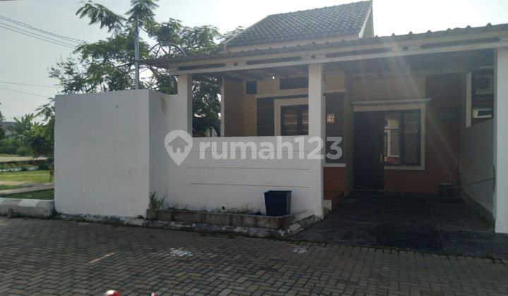 1-Story Well-Maintained House Near Health Facility in Ciseeng Bogor Flood-Free J33176