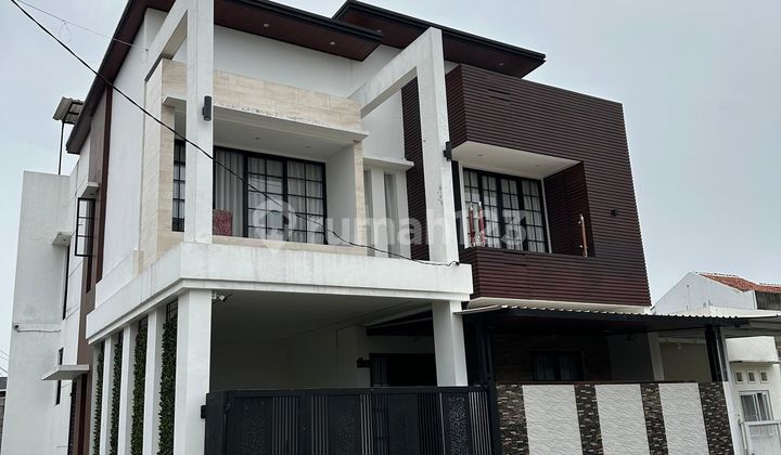 Rumah 4 Lt Hadap Timur 16 Menit ke Mall The Jungle Dibantu KPR J-33724