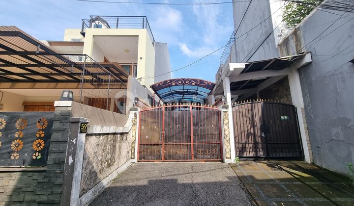 Rumah Tanah Luas SHM 10 Menit ke Cilandak Town Square bisa KPR J41506