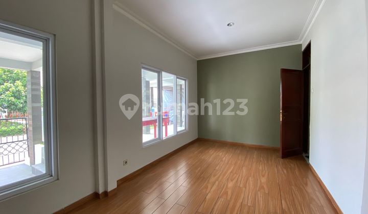 Rumah 2 Lt Strategis 6 Menit ke Gerbang Tol Cimanggis 5 Siap Huni J38281 2