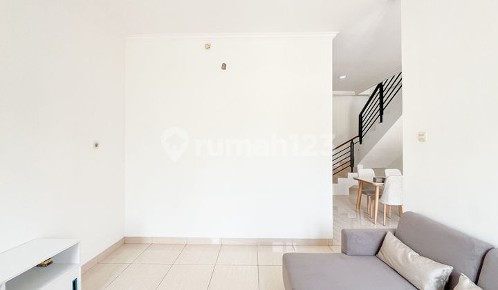 Rumah Minimalis 2 Lt Siap Renov LT 103 Dekat Green Terrace Tmii Harga Nego J25444 2