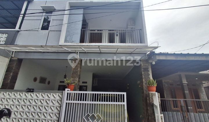 2-Story House SHM 15 Minutes to Cibinong Terminal North Facing J39341