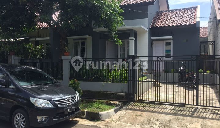 Rumah 1 Lt Asri 10 Menit ke Stasiun Depok Baru LT 180 Siap Huni J15812 Rumah 1 Lt Asri 10 Menit ke Stasiun Depok Baru LT 180 Siap Huni J15812